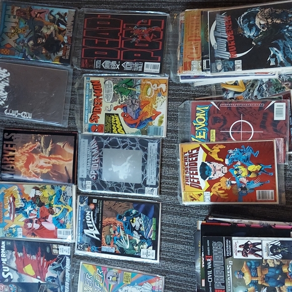 Old comic books - Picture 1 of 3